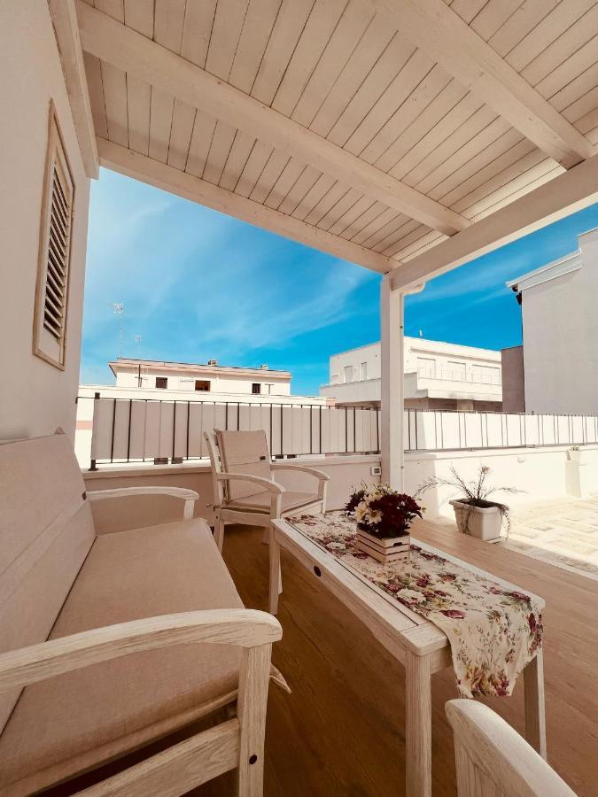 Pietra Di Luna Relaxing Private Terrace โปลีญาโนอามาเร ภายนอก รูปภาพ
