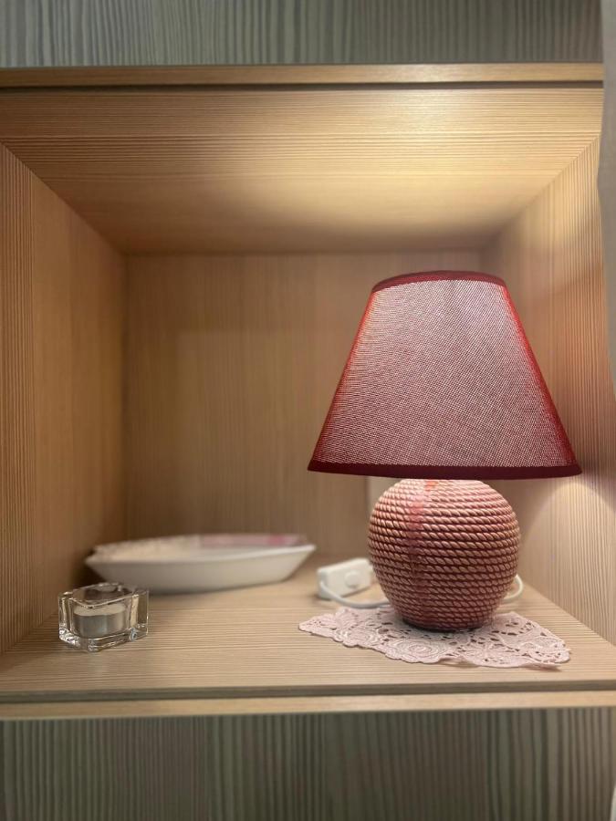 Pietra Di Luna Relaxing Private Terrace โปลีญาโนอามาเร ภายนอก รูปภาพ